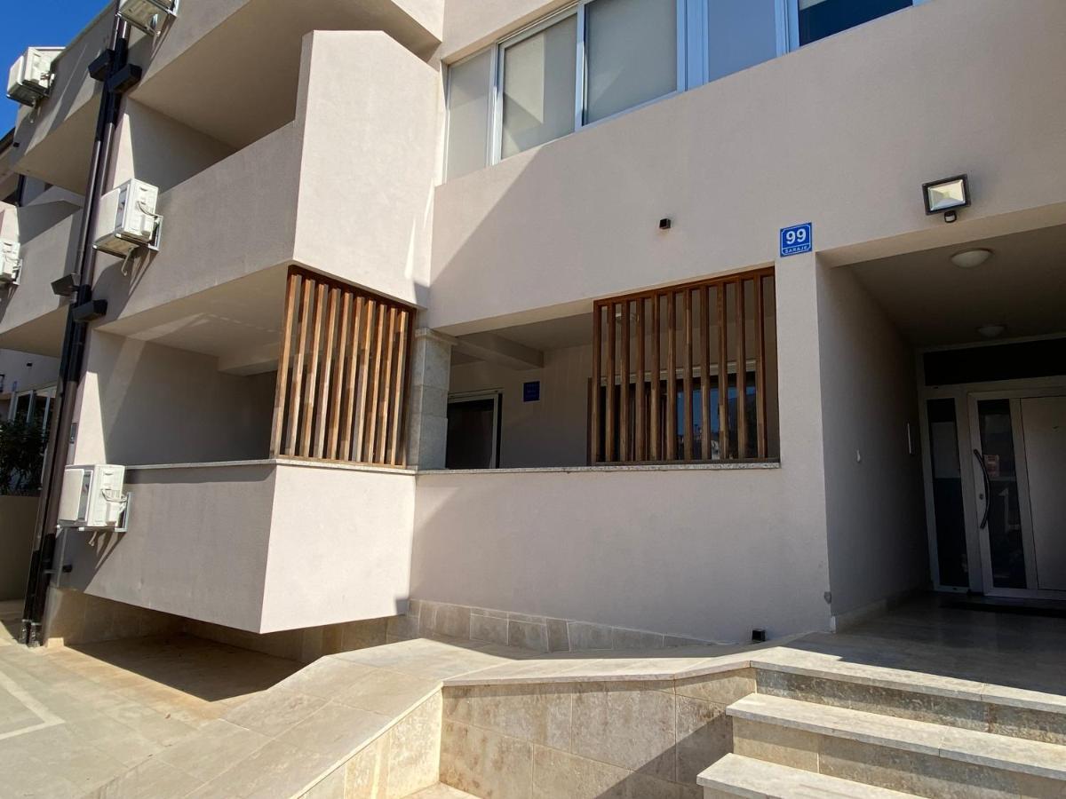 Apartment Niko 메덜린 외부 사진