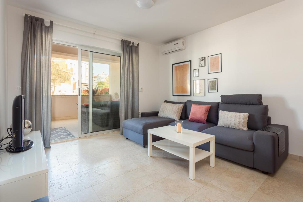 Apartment Niko 메덜린 외부 사진