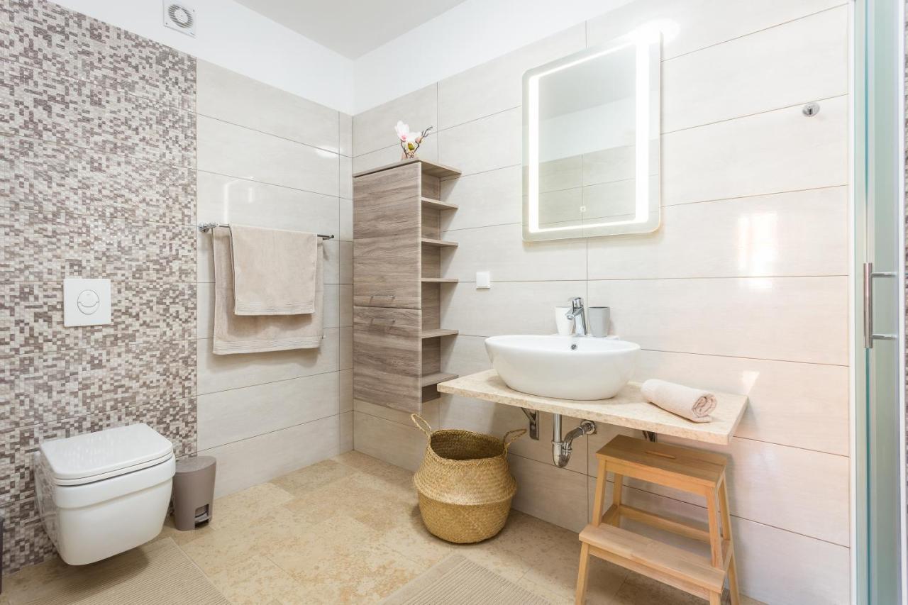 Apartment Niko 메덜린 외부 사진
