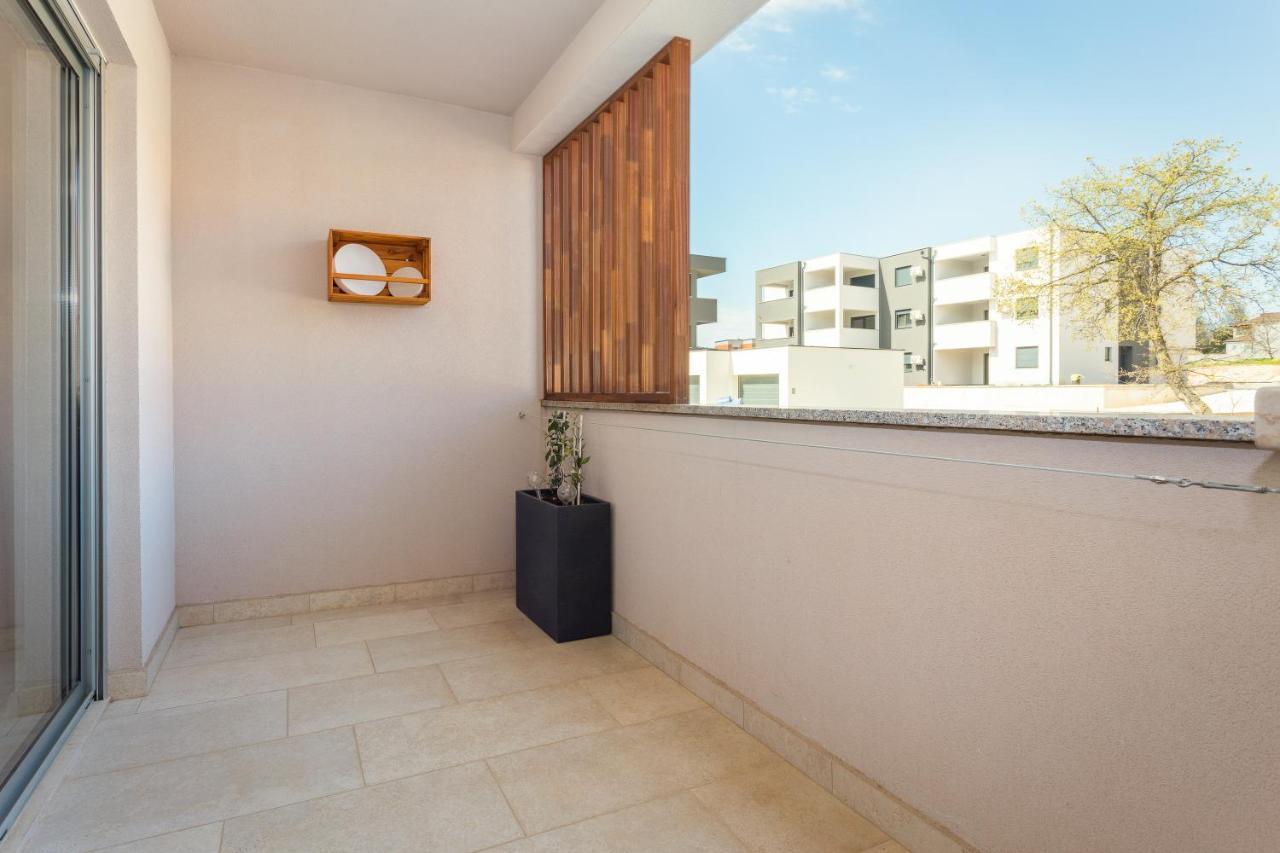 Apartment Niko 메덜린 외부 사진
